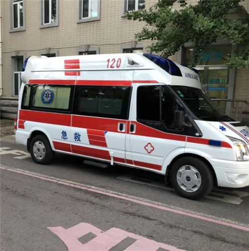 工业园区选择我们的救护车出租,开启安心转院之旅